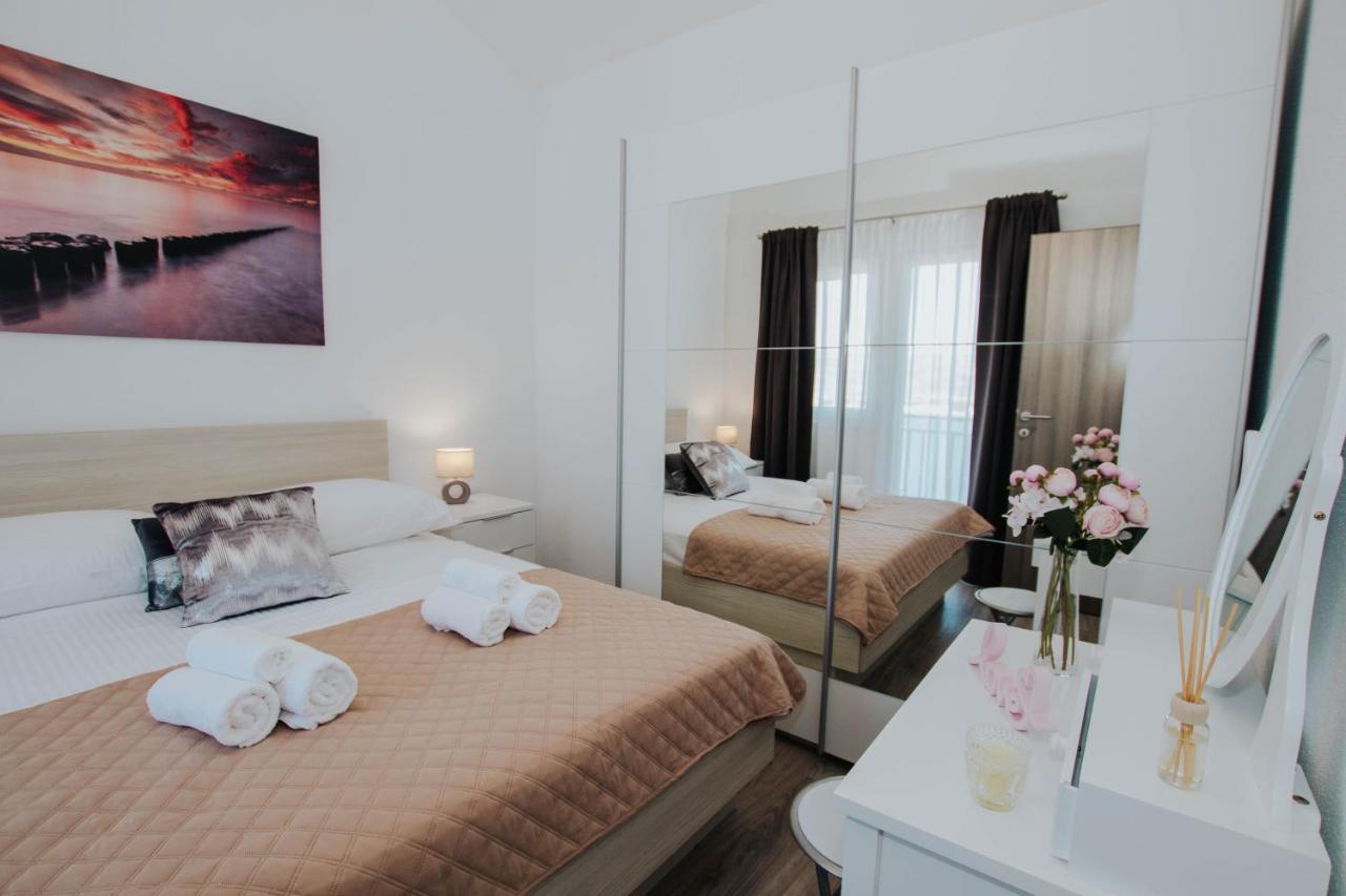 Blaise Apartment Trogir Exterior foto